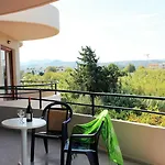 John Mary Appart hôtel