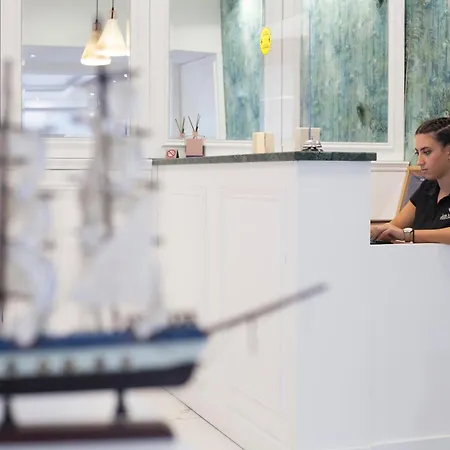 公寓式酒店 约翰玛丽旅馆 4*