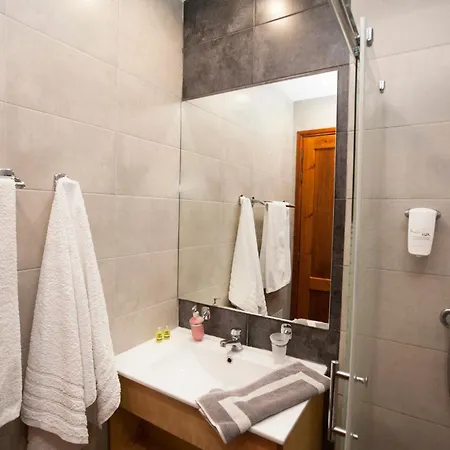 Aparthotel John Mary Faliraki