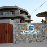 Aparthotel John Mary 4*