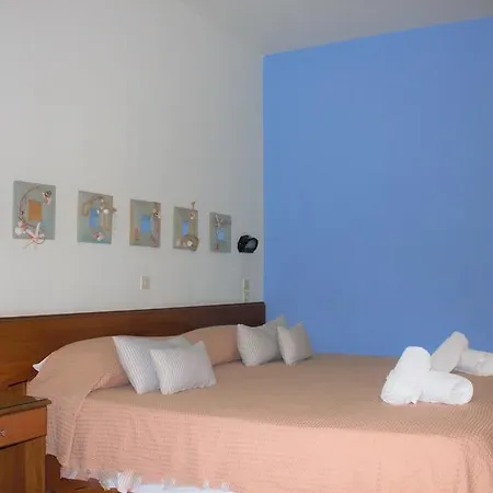 Aparthotel John Mary 3*
