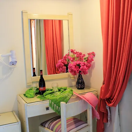 Aparthotel John Mary Faliraki