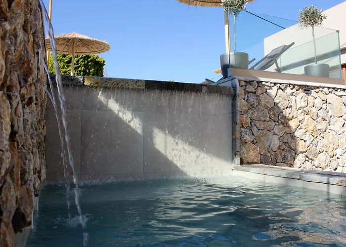 John Mary Aparthotel 4*