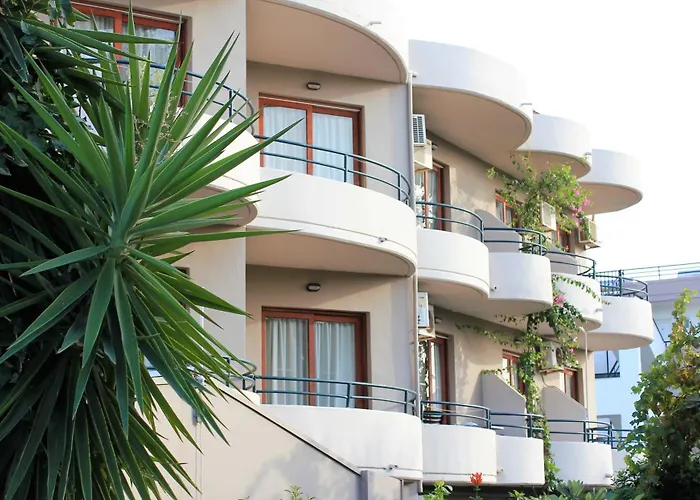 Hotel apartamentowy John Mary Faliraki