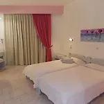 John Mary Aparthotel 4*