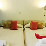 John Mary Aparthotel 4*
