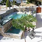 Aparthotel John Mary Faliraki