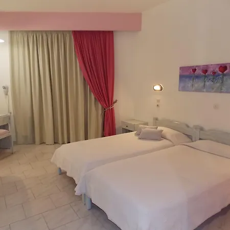 John Mary Aparthotel 4*