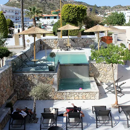 Aparthotel John Mary 4*