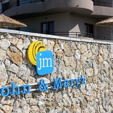 John Mary Aparthotel 4*